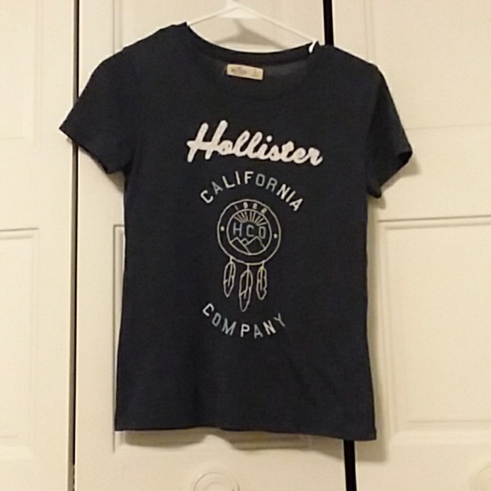 Hollister  Tee